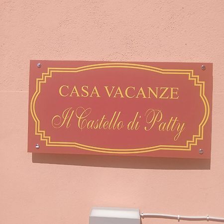 Il Castello Di Patty Apartment คาตาเนีย ภายนอก รูปภาพ