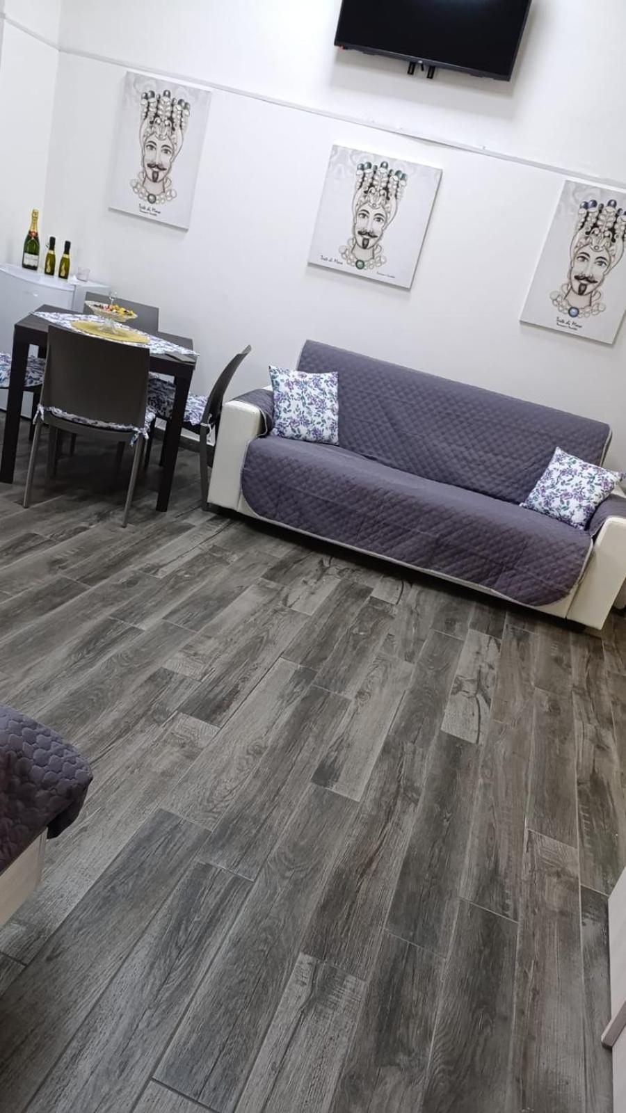 Il Castello Di Patty Apartment คาตาเนีย ภายนอก รูปภาพ